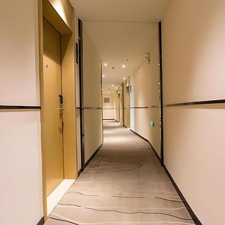 City Comfort Inn Qinzhou Port District Central Square Longmen  Exterior photo